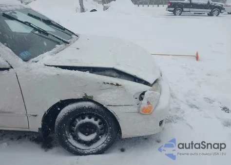 2001 Toyota Corolla Le из США, поврежденный, VIN 2T1BR12EX1C481508